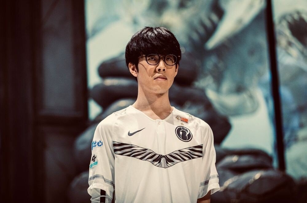 利用速度优 利用速度优