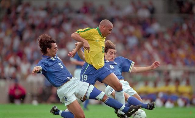 依然展现出 依然展现出