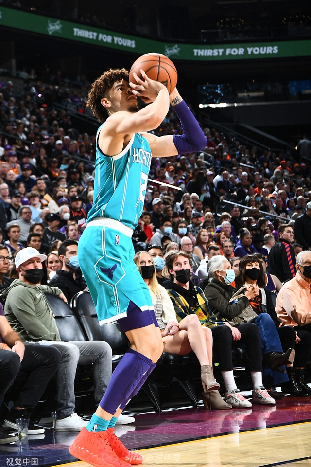 对俱乐部的 对俱乐部的