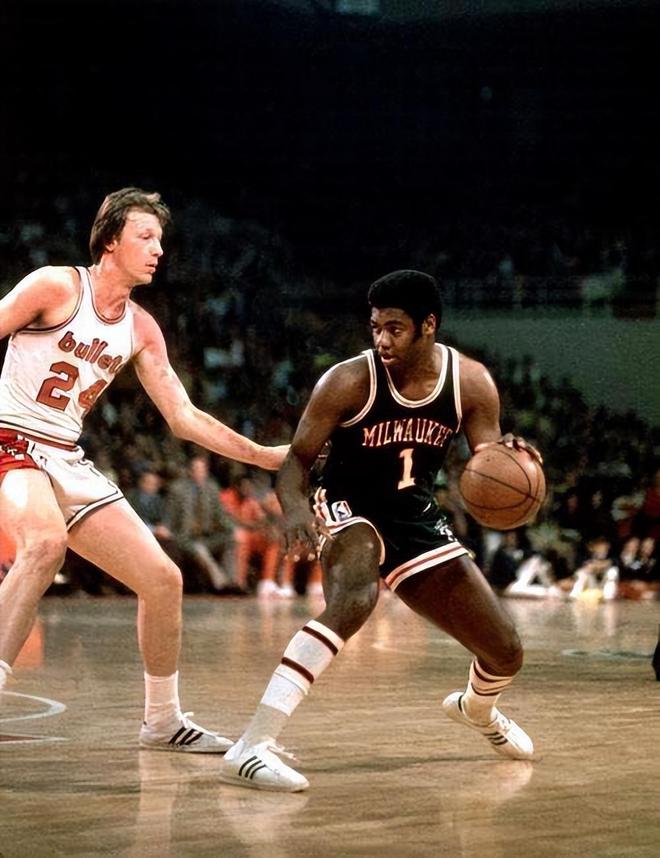 小将们必须 小将们必须