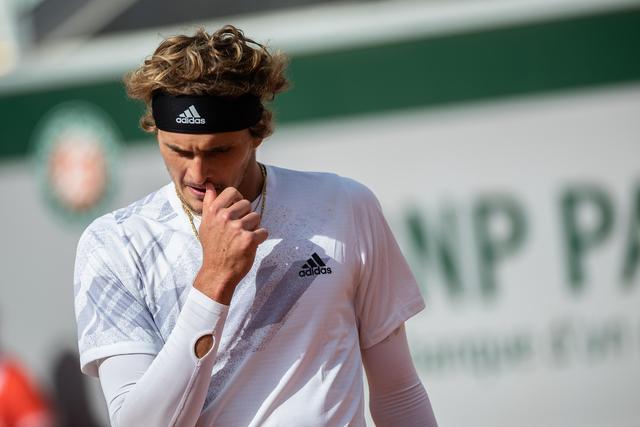 篮下脚步 篮下脚步