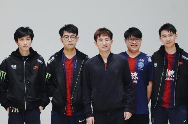 以人才为血 以人才为血